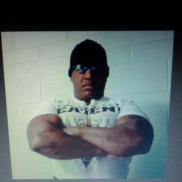 Meet your Posher, Robert - Picture 1 of 1